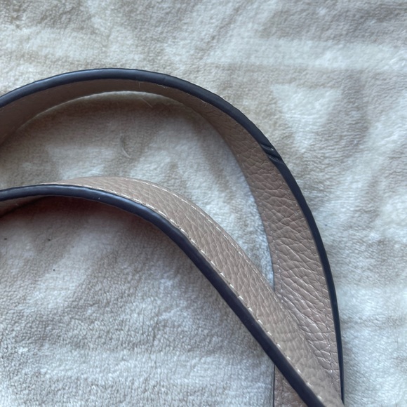 New Coach Leatherware Classic Reversible Large Taupe/Beige Tote w/Dustbag - Picture 13 of 16